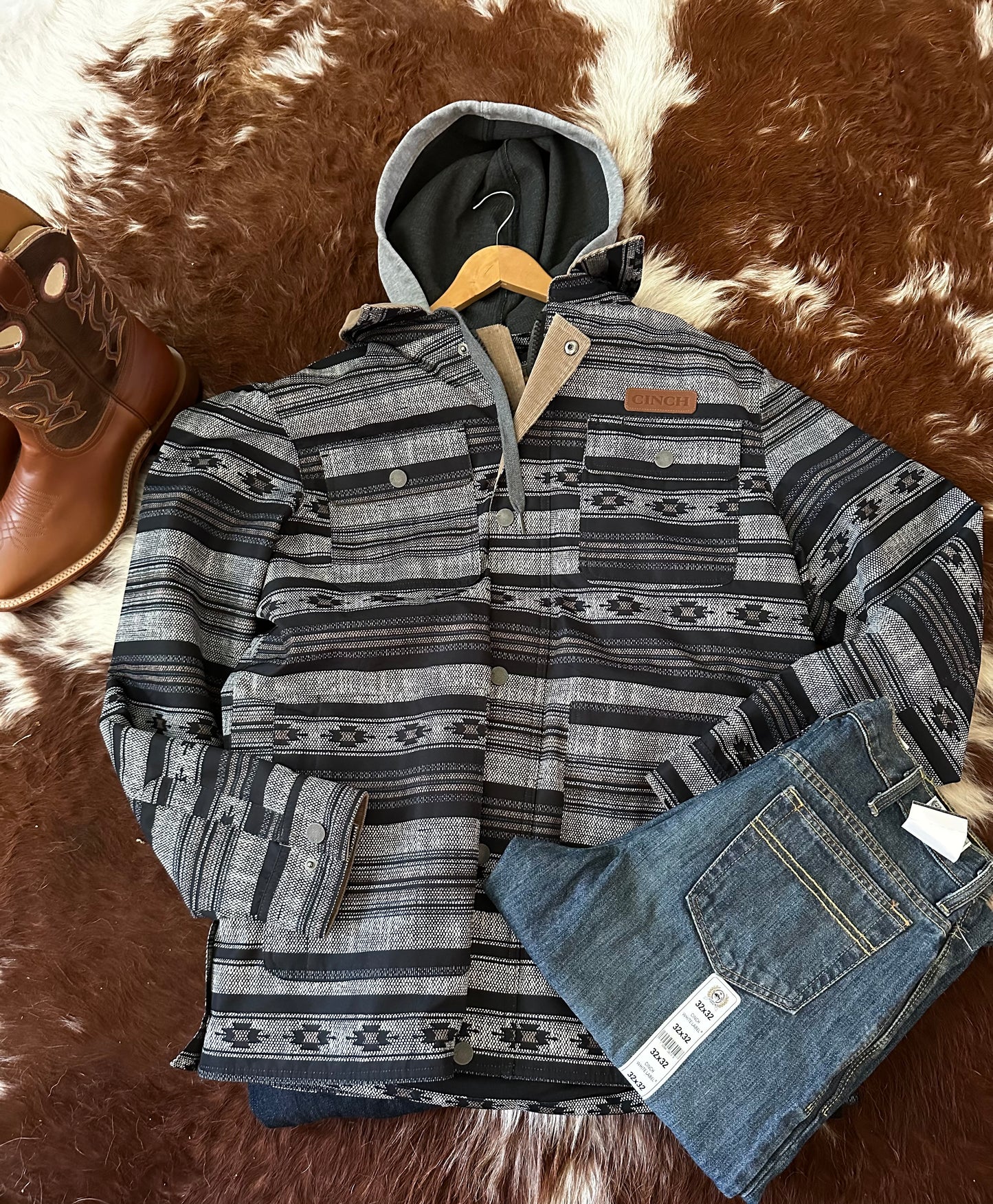 Cinch Men's Barn Coat in Black/Gray