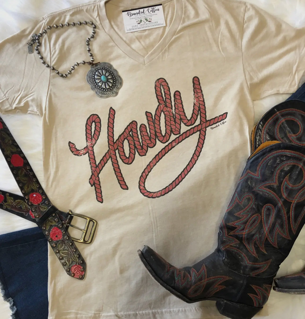 Howdy Tee-V Neck